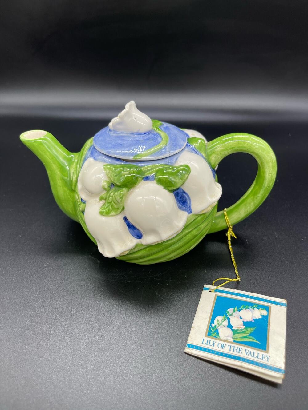 Papel Hand Painted Lilly of the Valley Tea Pot Sri Lanka
